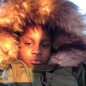 Meet your Posher, Ajanea